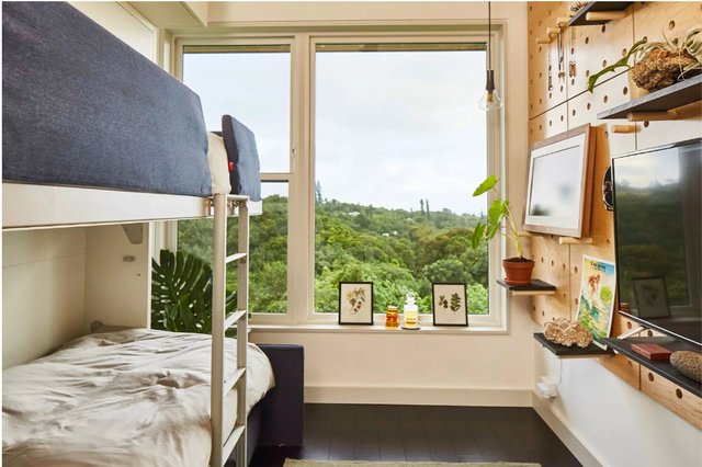 wall bunk beds in the maui home